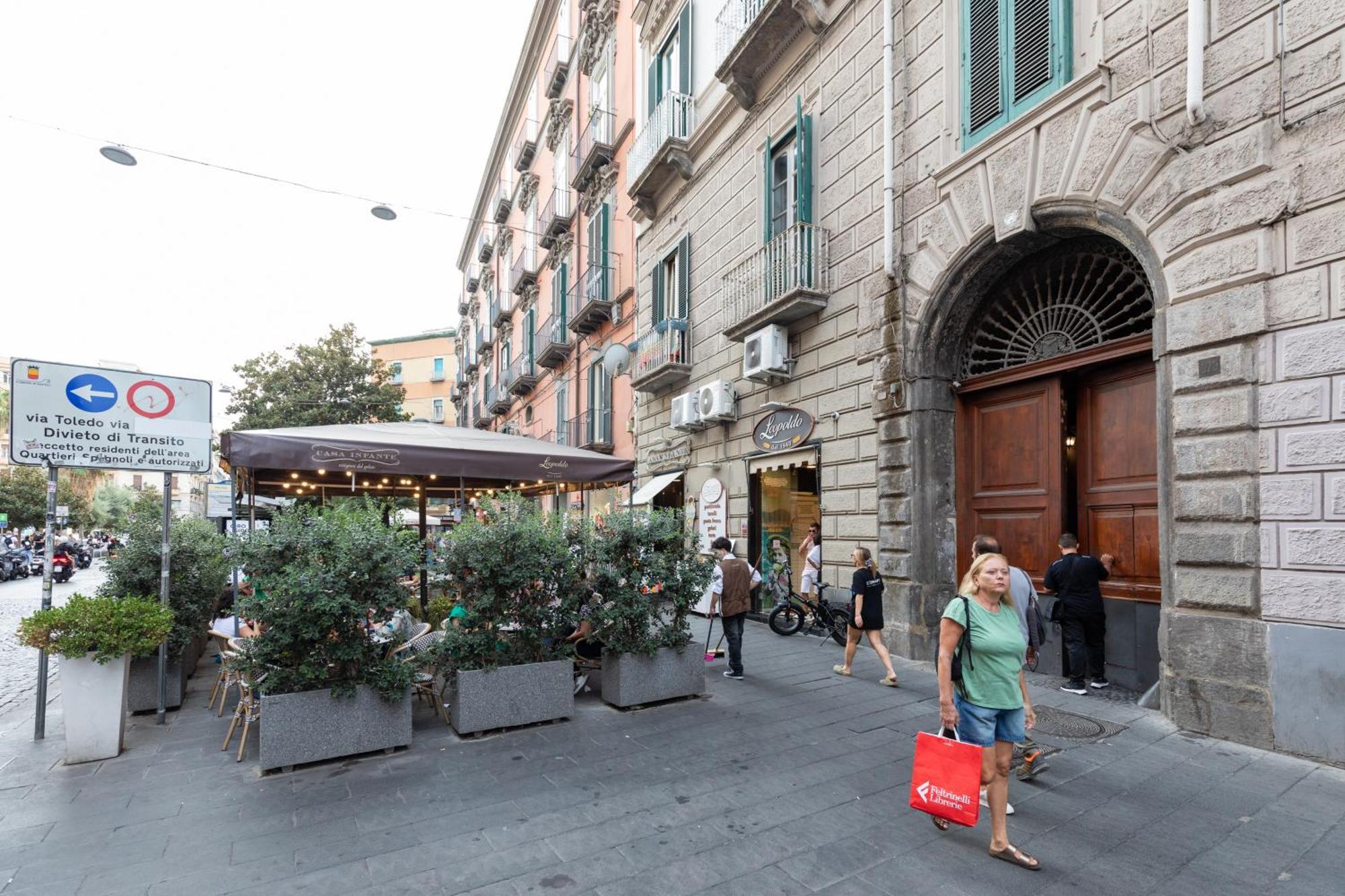 Relais Ammira Naples